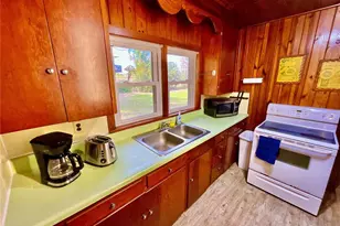 106 E Sunnyside Bch Rd, Hawthorne, FL 32640 - Photo 13