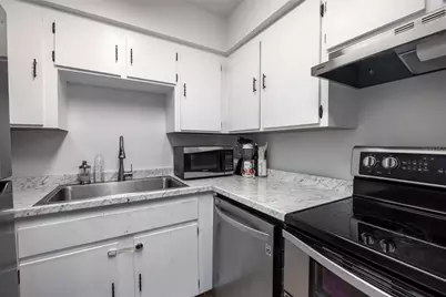 2635 SW 35th Place #501, Gainesville, FL 32608 - Photo 11