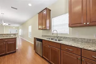 7631 NW 20th Dr, Gainesville, FL 32609 - Photo 9