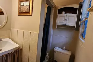 1030 NE 9th St, Gainesville, FL 32609 - Photo 19