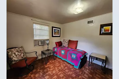 1030 NE 9 Street #C, Gainesville, FL 32609 - Photo 13