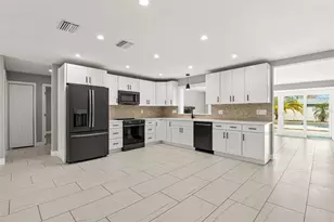 12947 88th Ave, Seminole, FL 33776 - Photo 3