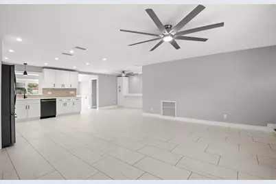 12947 88th Avenue, Seminole, FL 33776 - Photo 5