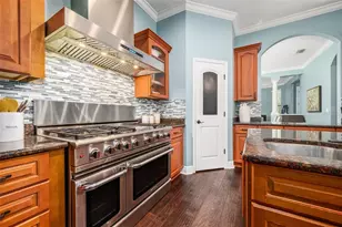 2163 SW 37th Ct, Gainesville, FL 32608 - Photo 9