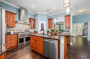 2163 SW 37th Ct, Gainesville, FL 32608 - Photo 7