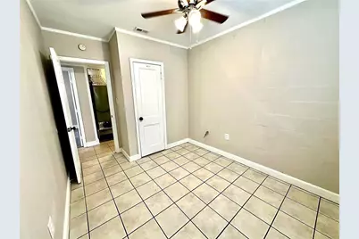 1030 NE 1st Avenue, Gainesville, FL 32601 - Photo 23