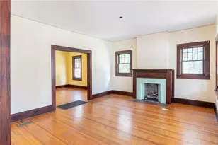 1106 NE 4 St, Gainesville, FL 32601 - Photo 9