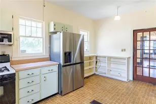 1106 NE 4 St, Gainesville, FL 32601 - Photo 19