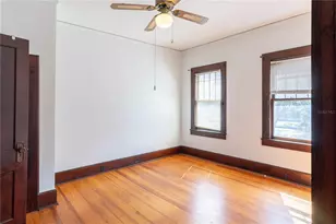 1106 NE 4 St, Gainesville, FL 32601 - Photo 15