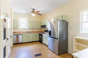 1106 NE 4 St, Gainesville, FL 32601 - Photo 17