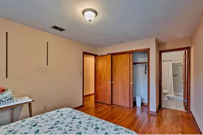 1919 NW 4th Avenue, Gainesville, FL 32603 - Photo 11