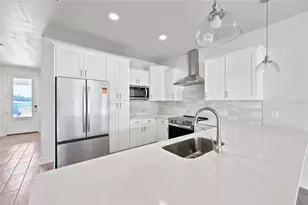 21022 SW 1st Pl, Newberry, FL 32669 - Photo 7