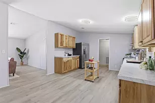 8469 SE 71st St, Newberry, FL 32669 - Photo 11