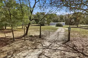 8469 SE 71st St, Newberry, FL 32669 - Photo 5