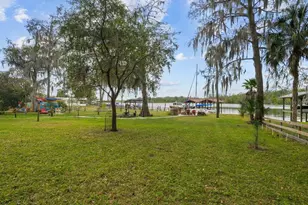 101 Orange St, Satsuma, FL 32189 - Photo 29