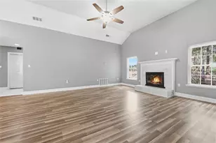 19513 NW 240 Ln, High Springs, FL 32643 - Photo 7