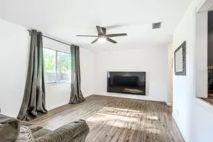 3729 SW 15th St, Gainesville, FL 32608 - Photo 9