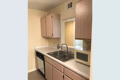 2360 SW Archer Road #810, Gainesville, FL 32608 - Photo 5