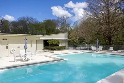 1717 NW 23rd Avenue #2 D, Gainesville, FL 32605 - Photo 33