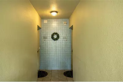 1717 NW 23rd Avenue #2 D, Gainesville, FL 32605 - Photo 7