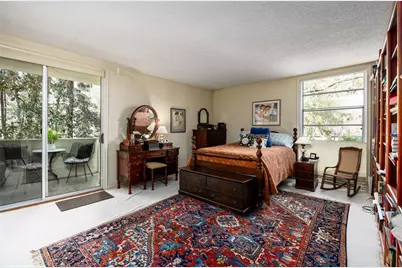 1717 NW 23rd Avenue #2 D, Gainesville, FL 32605 - Photo 5