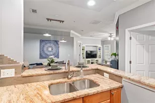 1142 SW 9th Rd, Gainesville, FL 32601 - Photo 23