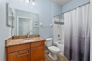 1142 SW 9th Rd, Gainesville, FL 32601 - Photo 37