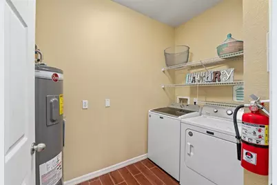 1142 SW 9th Road #402, Gainesville, FL 32601 - Photo 43