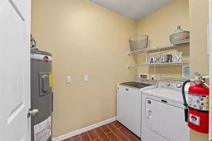 1142 SW 9th Rd, Gainesville, FL 32601 - Photo 43