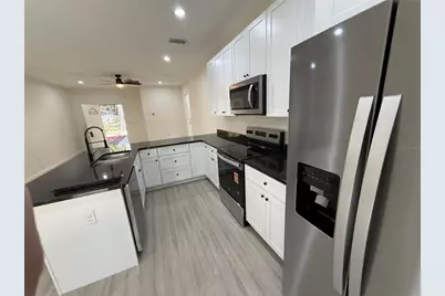 1311 NE 3rd Avenue, Gainesville, FL 32641 - Photo 5