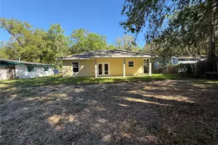1311 NE 3rd Ave, Gainesville, FL 32641 - Photo 11