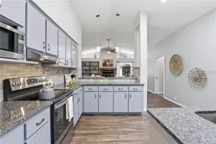 833 NW 45th Ter, Gainesville, FL 32605 - Photo 15