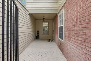 1215 NW 55th St, Gainesville, FL 32605 - Photo 3