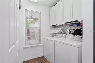 1215 NW 55th St, Gainesville, FL 32605 - Photo 25