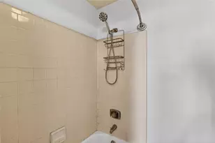 2116 SW 39 Dr, Gainesville, FL 32607 - Photo 19