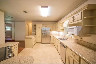 1009 NW 39th Drive, Gainesville, FL 32605 - Photo 5