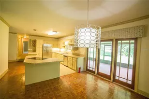 1009 NW 39th Dr, Gainesville, FL 32605 - Photo 7