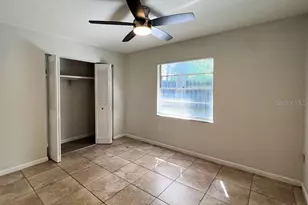 5925 SW 10th Ln, Gainesville, FL 32607 - Photo 9