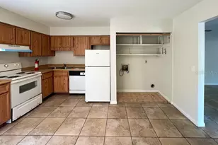 5925 SW 10th Ln, Gainesville, FL 32607 - Photo 5