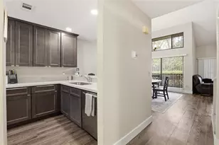 3939 NW 29th Ln, Gainesville, FL 32606 - Photo 5