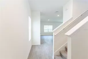 4807 SW 51st Dr, Gainesville, FL 32608 - Photo 5