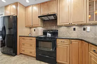 5328 NW 9th Ln, Gainesville, FL 32605 - Photo 9