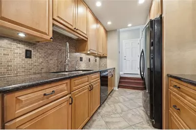 5328 NW 9th Lane, Gainesville, FL 32605 - Photo 9