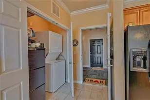 1185 SW 9th Rd, Gainesville, FL 32601 - Photo 5