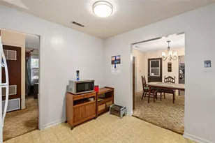 1931 NW 39th Pl, Gainesville, FL 32605 - Photo 33