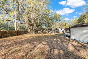 1931 NW 39th Pl, Gainesville, FL 32605 - Photo 9