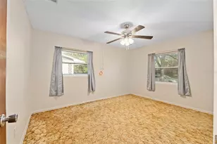 1931 NW 39th Pl, Gainesville, FL 32605 - Photo 17
