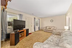 1931 NW 39th Pl, Gainesville, FL 32605 - Photo 43