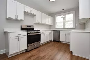 949 SW 13th St, Gainesville, FL 32601 - Photo 9