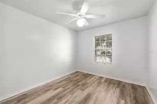 4337 NW 34th Ter, Gainesville, FL 32605 - Photo 17